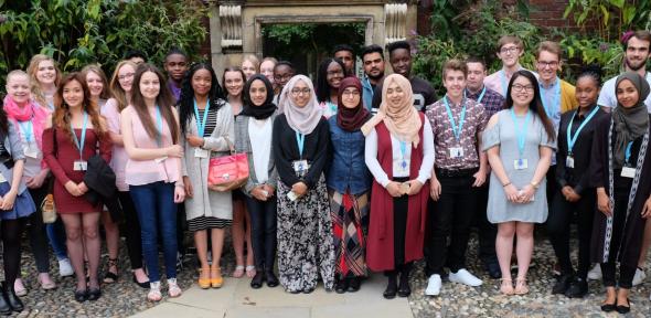 Group photo of Cambridge Summer School attendees