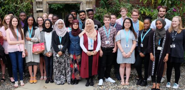 Group photo of Cambridge Summer School attendees
